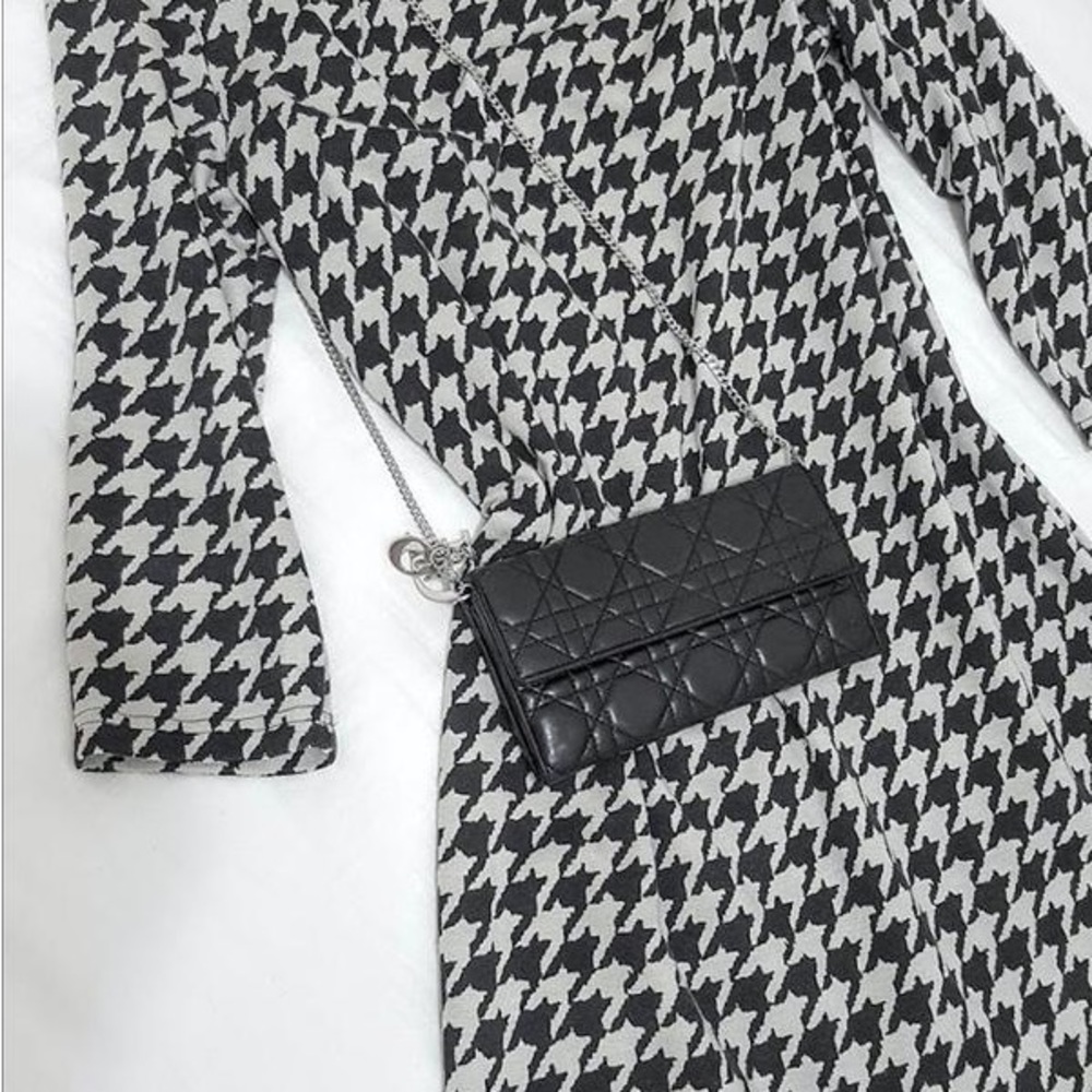 DIOR Cannage Wallet on Chain black lambskin with silver chain